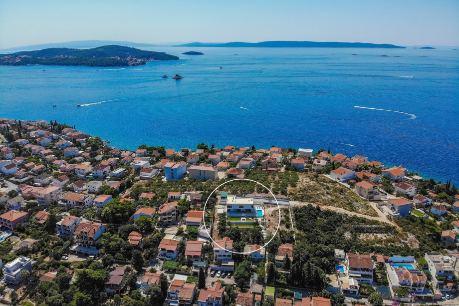 This ideal location provides convenient access to key amenities within walking distance