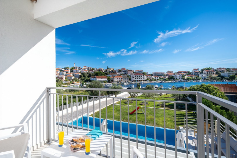 Comfortable balcony with breathtaking sea view