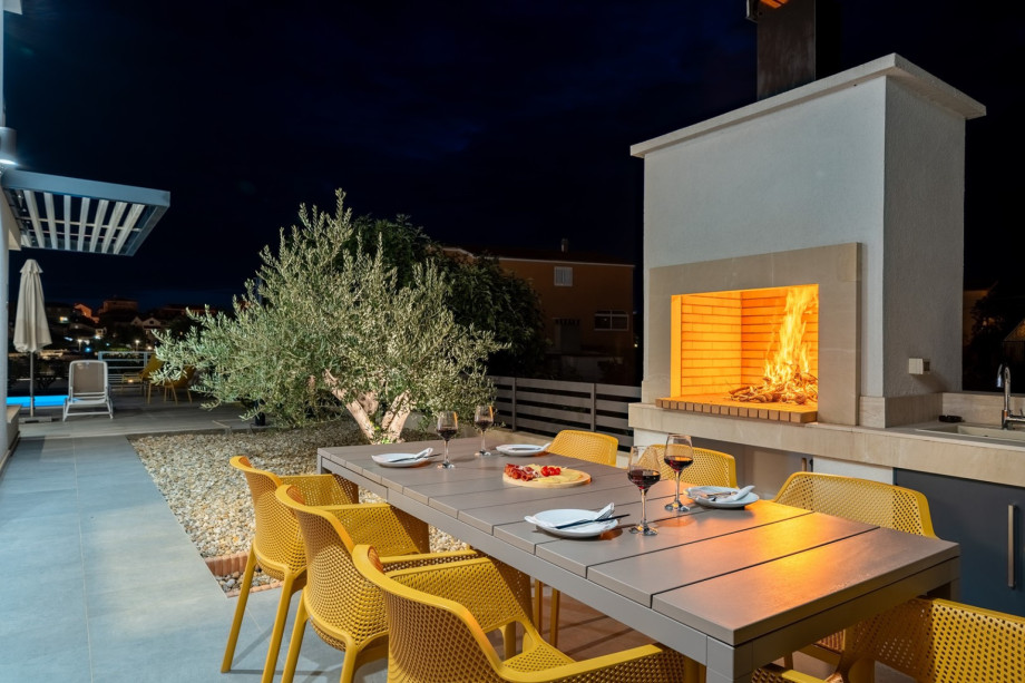 The warm and inviting ambiance of Villa Consido will make you feel right at home from the moment you arrive.