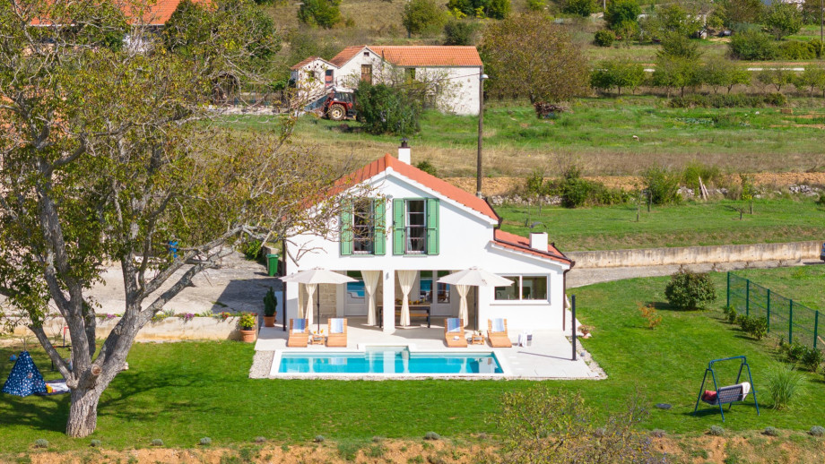 The warm and inviting ambiance of Villa Providenca will make you feel right at home from the moment you arrive.