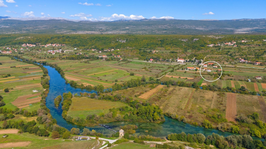 Marked position of the villa Providenca