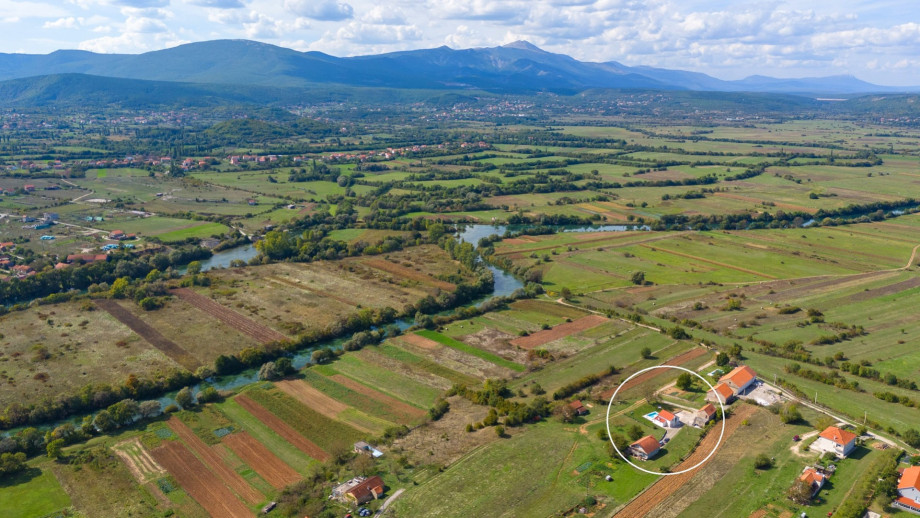 Marked position of the villa Providenca