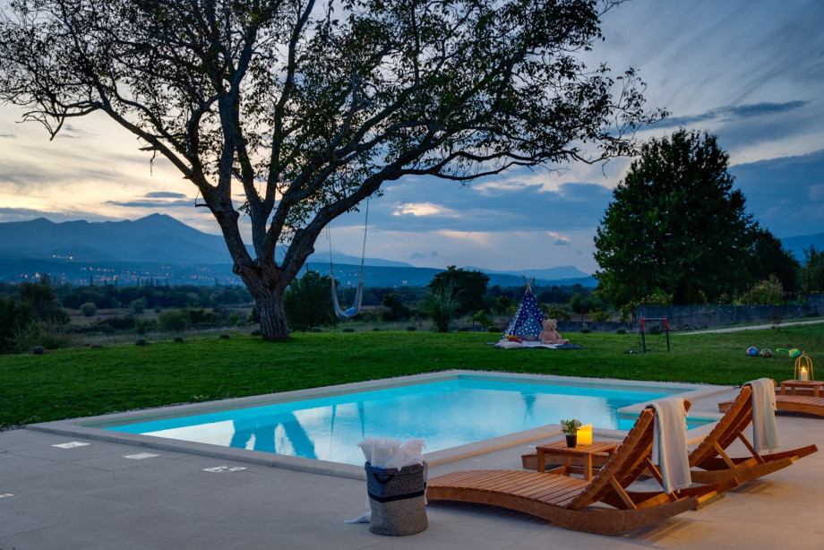 Relax and enjoy a glass of wine on hot summer evenings