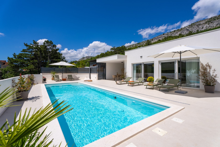 Stylish villa Tenera with private heated pool, 3 bedrooms
