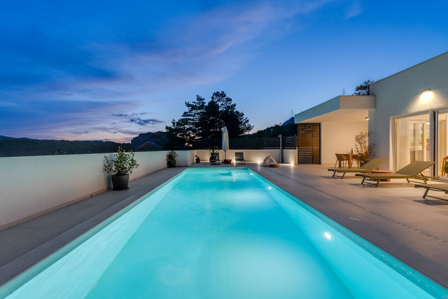 Come and taste the unspoiled and easy way of living in the Dalmatia