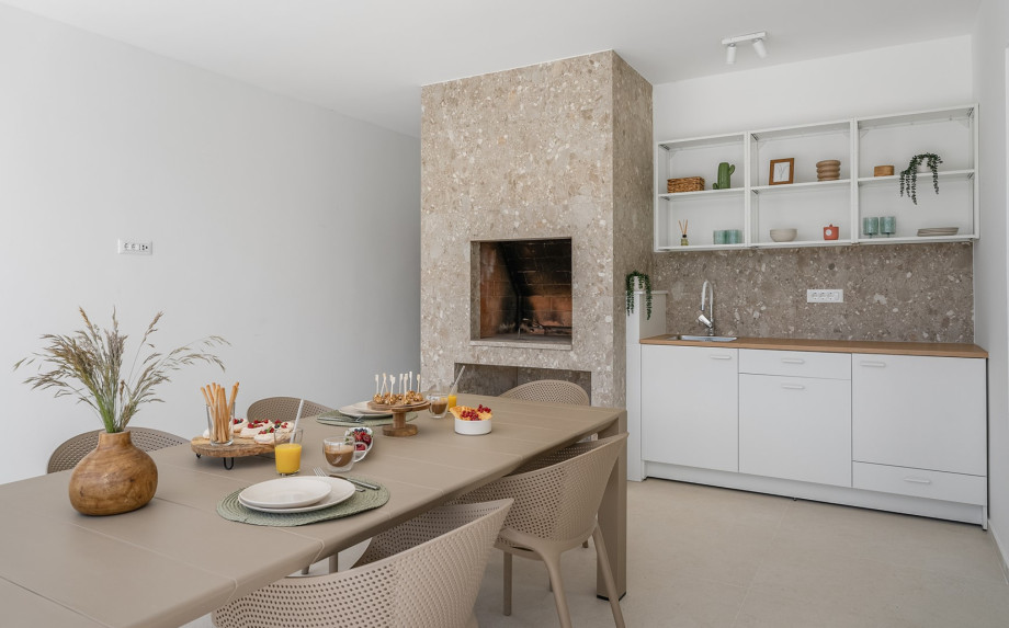 It is equipped with all the necessary facilities that a modern guest needs for a very pleasant stay