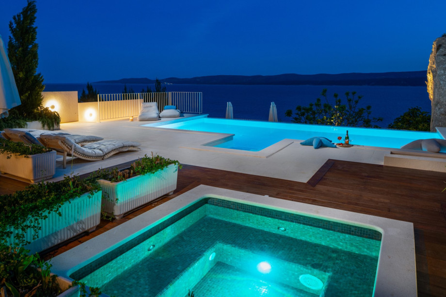 You merit an opulent getaway in this magnificently designed villa