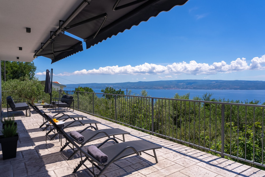 Surrounded by typical Mediterranean vegetation offering a quiet and peaceful stay