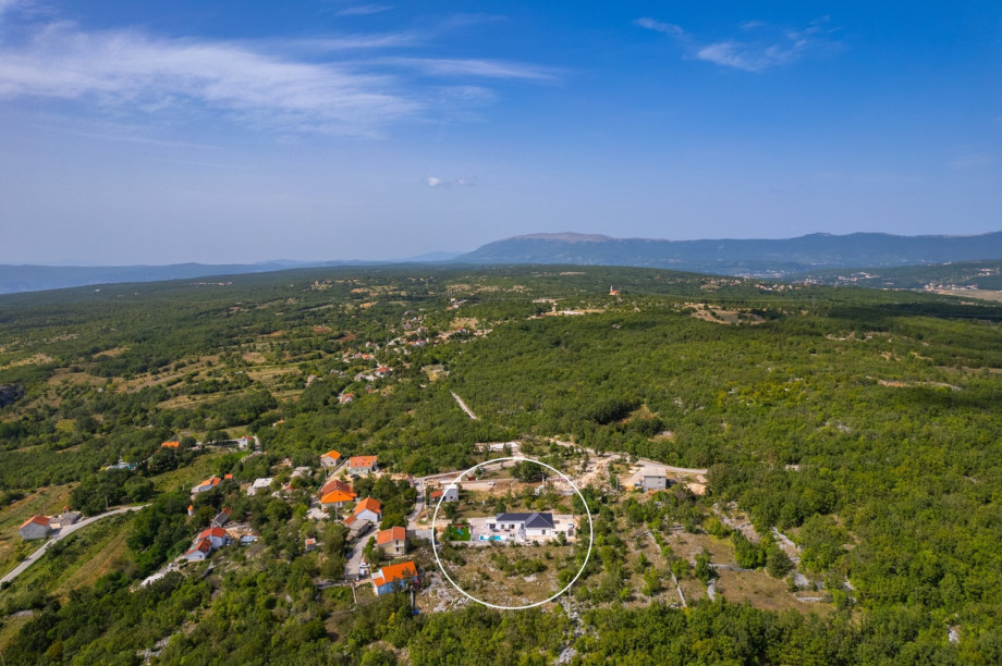 Marked position of Villa Lukas only 7km from Imotski town