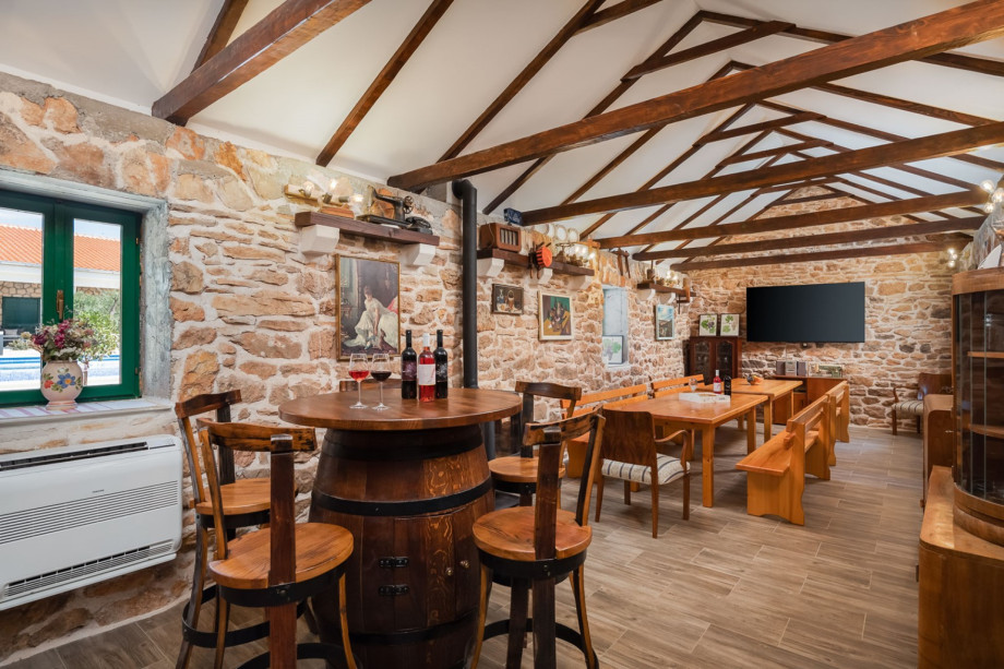 Spacious Wine tasting room where you can try wine made by the owner itself