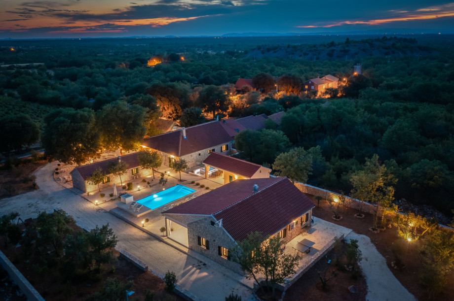 This property hides a special feature - a private park and eco-garden