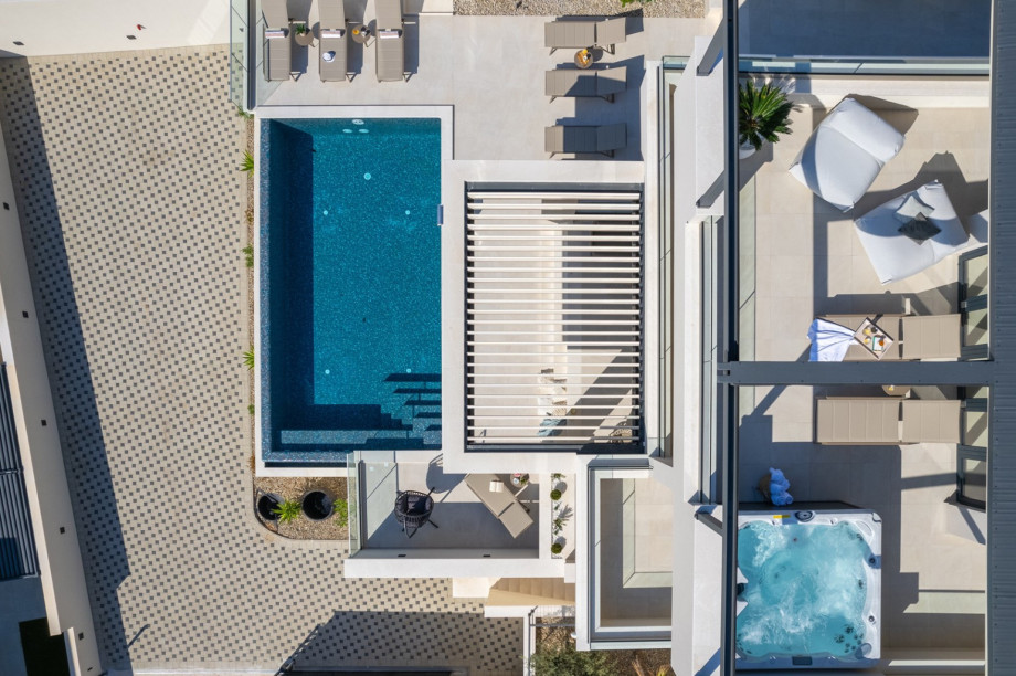 Offering absolute privacy for a perfect getaway in a very quiet environment