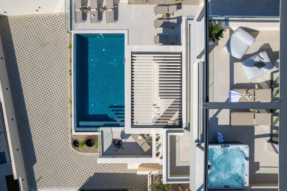 Offering absolute privacy for a perfect getaway in a very quiet environment