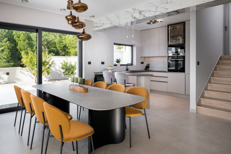 Fully equipped kitchen with all the amenities you need