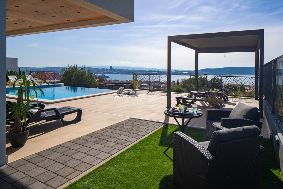 Villa Casa Bella is very well organized, and all offered is exclusively for you