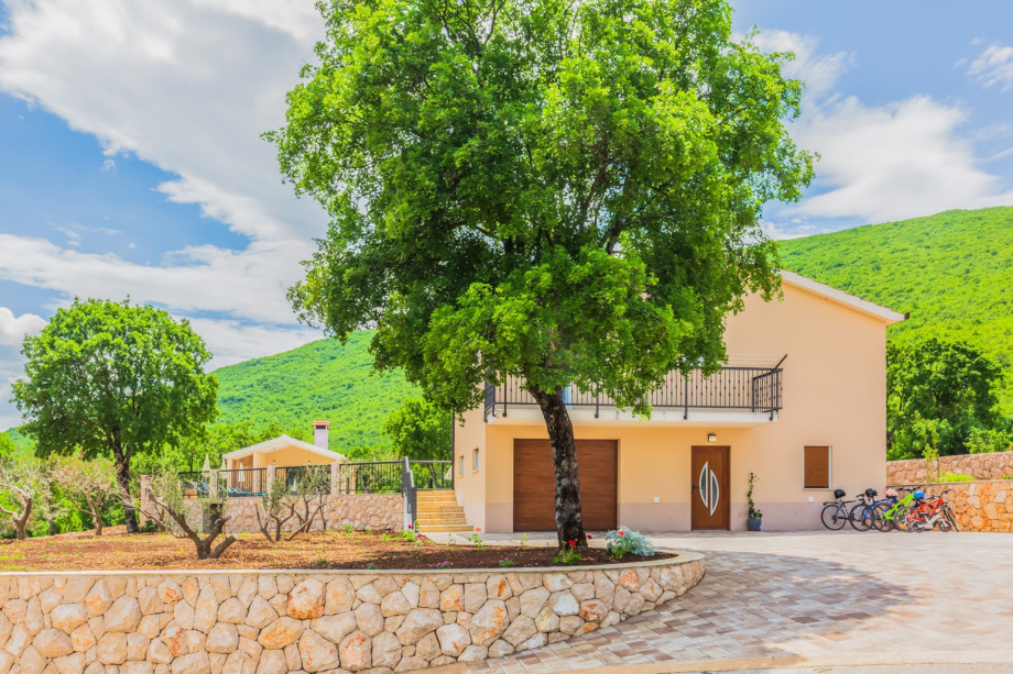 Lower ground floor is in the main house and it is approached from the parking lot