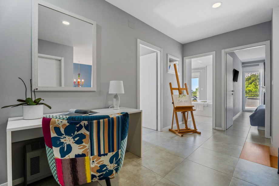 Hallway on the first floor