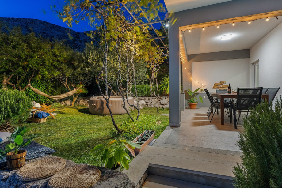 Upon arrival, the owner will provide much useful information about places to visit