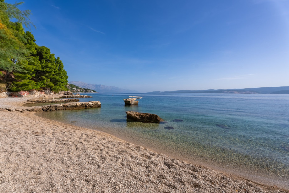 You can enjoy youreself in various water sports at the beach