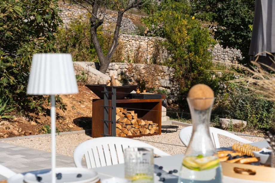 You can just relax and enjoy what this amazing property has to offer, without hearing nothing but birds