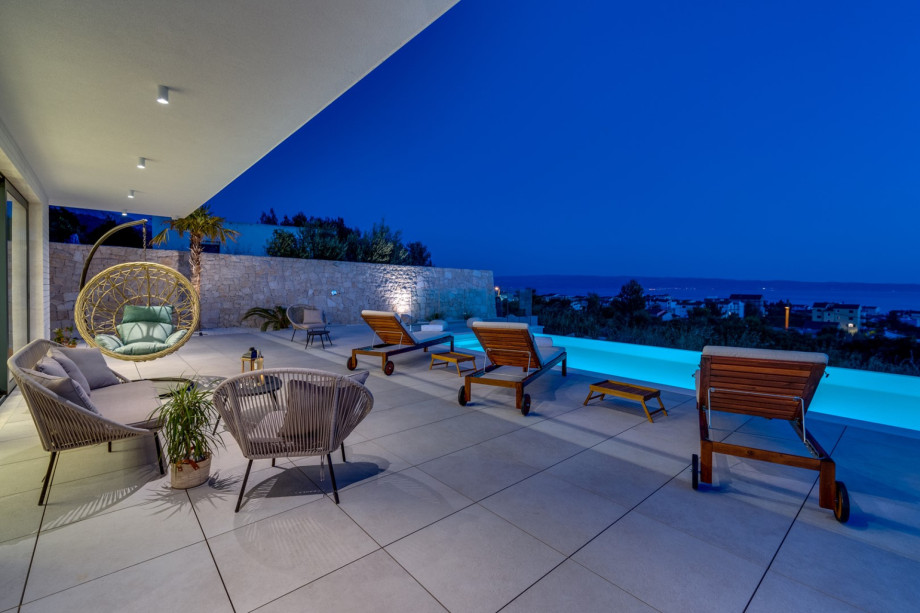 Come and taste the unspoiled and easy way of living in the Dalmatia