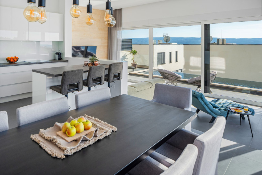 Beautifully designed with so many glass doors and windows offering nice sea views