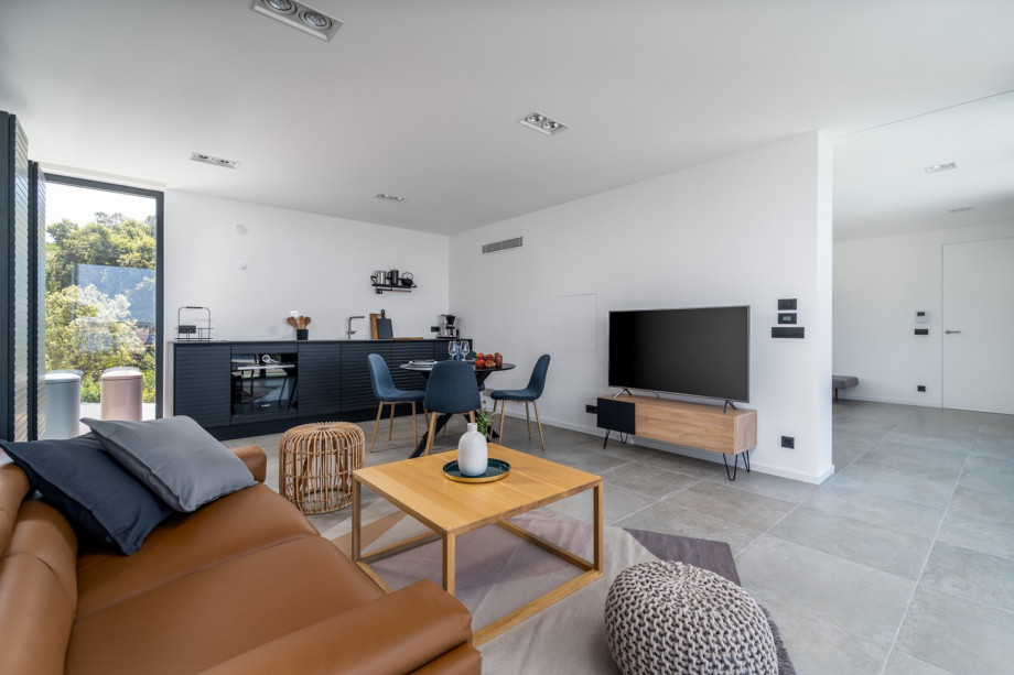 Penthouse fully airconditioned and offers a comfortable living area