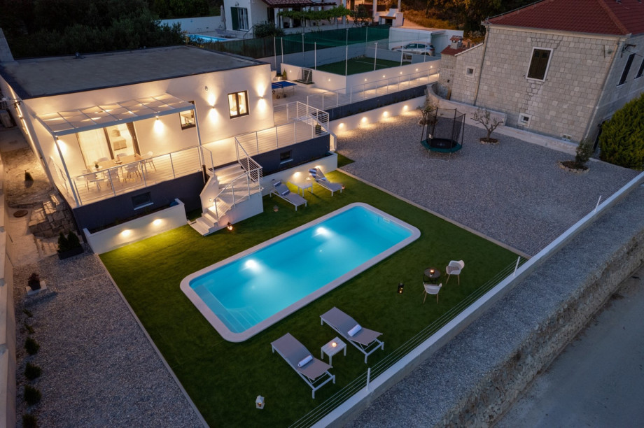 Villa La Vita is a fully air-conditioned property.