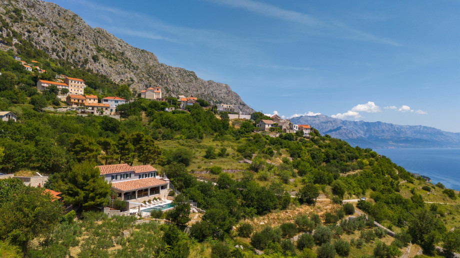 From every point is offered a panoramic sea view and you are surrounded by nature