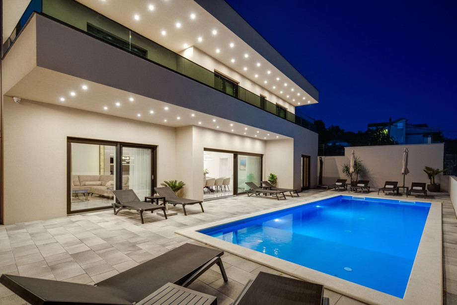 Come to Villa Bellezza and spoil yourself during a well-deserved vacation at this amazing location