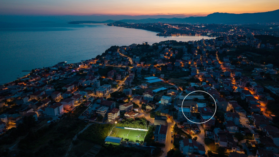 Whether you're seeking a peaceful escape with stunning views, Villa Pavuža offers it all in style and privacy.