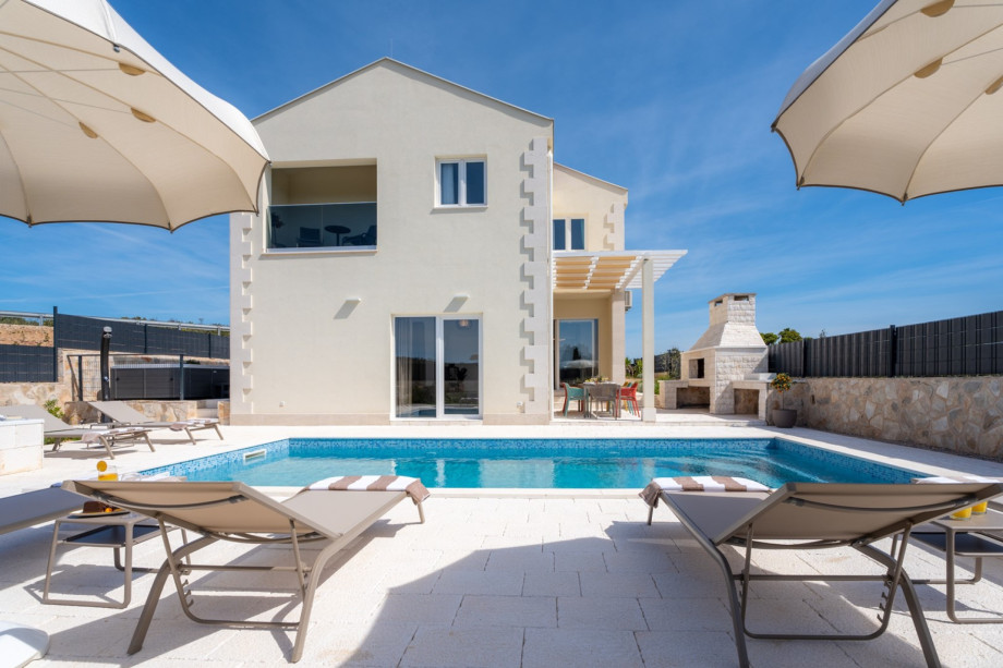 Upon your arrival, the lovely hostess Anđela will give you all the necessary information