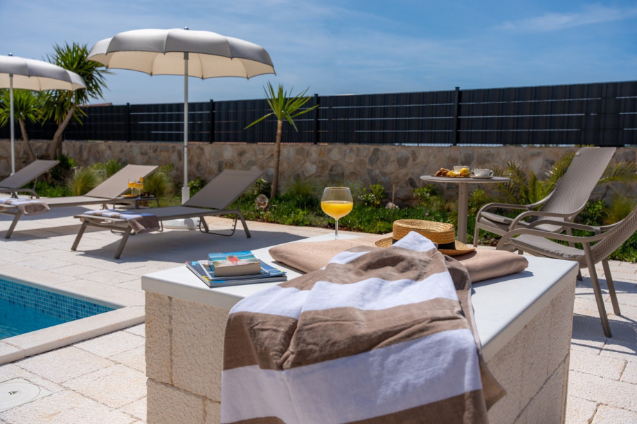 Villa offers a nice and cozy feeling for your romantic or family relaxation