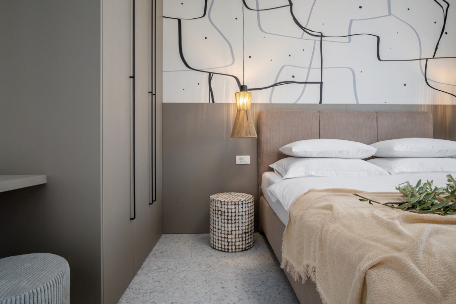 views of the neighborhood.