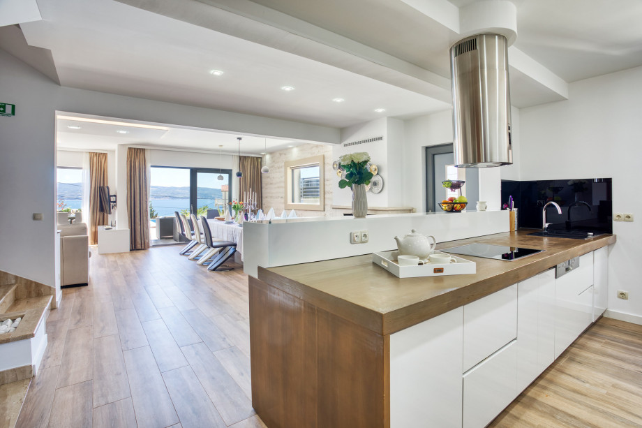 Fully equipped kitchen, big fridge and all you might need for a comfortable stay