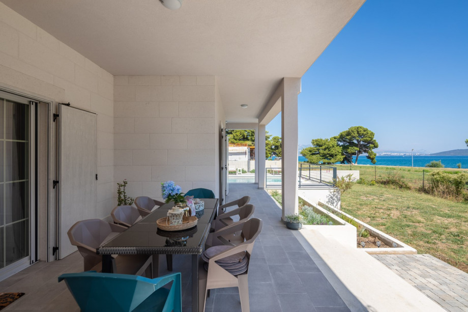 Dine al fresco under the covered dining area