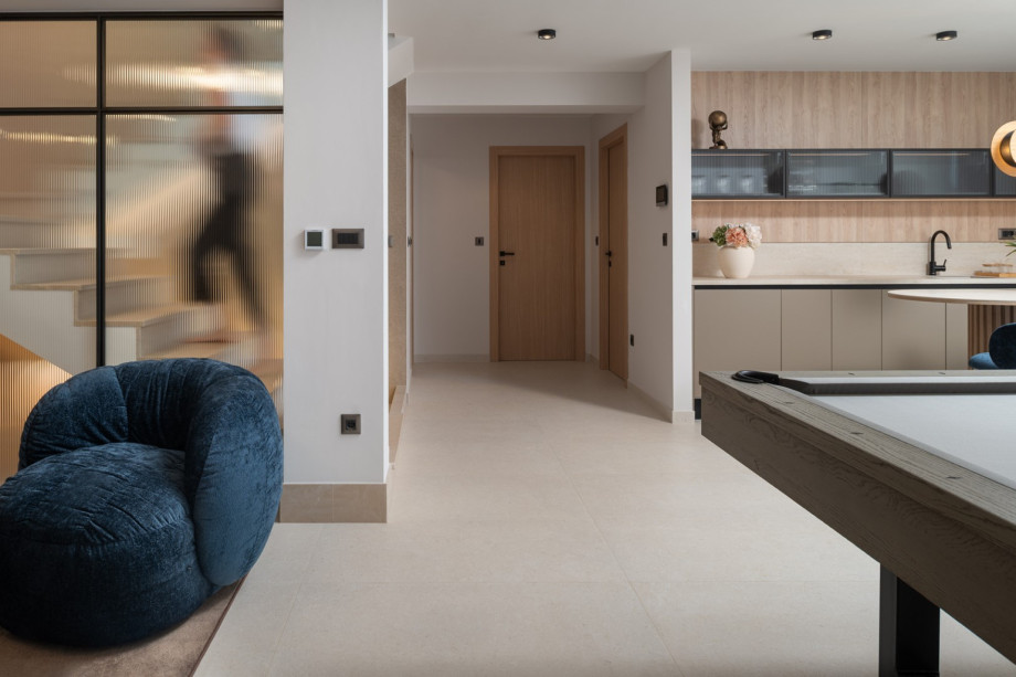 * Enjoy a beautifully designed fun and spa zone equipped with a billiards table, cozy sofa