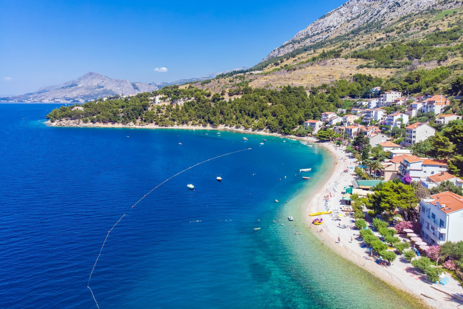 Beautiful place Stanići near Omiš and location of Villa Dasianda, 90m from sea