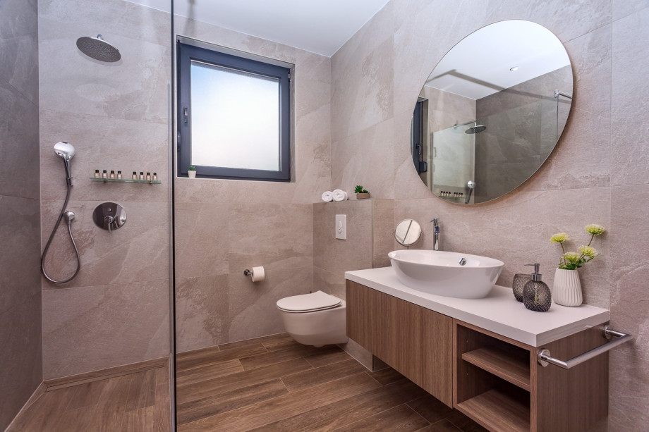 Ensuite Bathroom No2 with shower attached to Bedroom No2