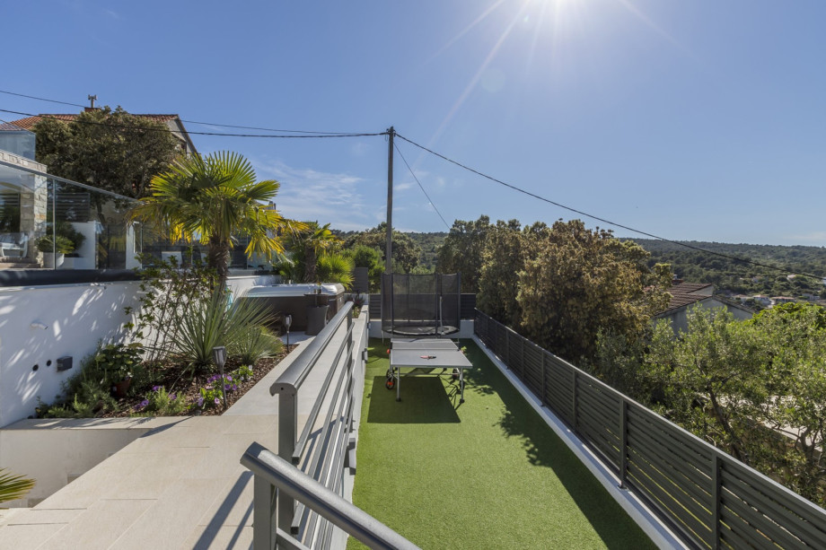 Villa offers table tennis and a  trampoline for your youngest!