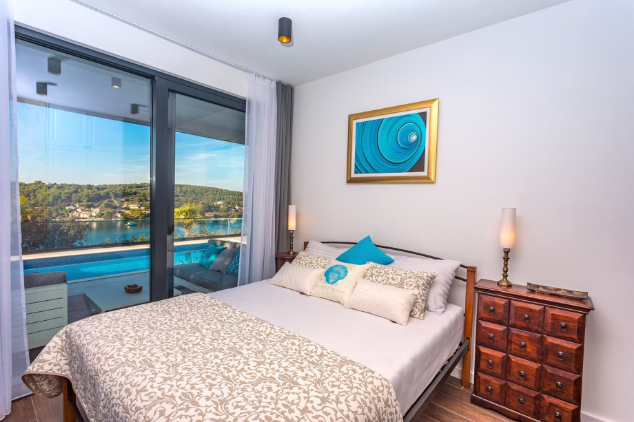 Bedroom No2 with double bed 160x200cm, air-condition