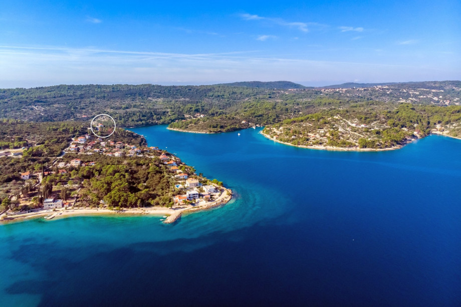 Hidden beaches and are great for bathing, snorkeling, swimming, fishing