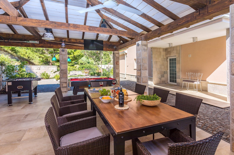 A perfect spot for absolute relaxation hearing only bird song and crickets