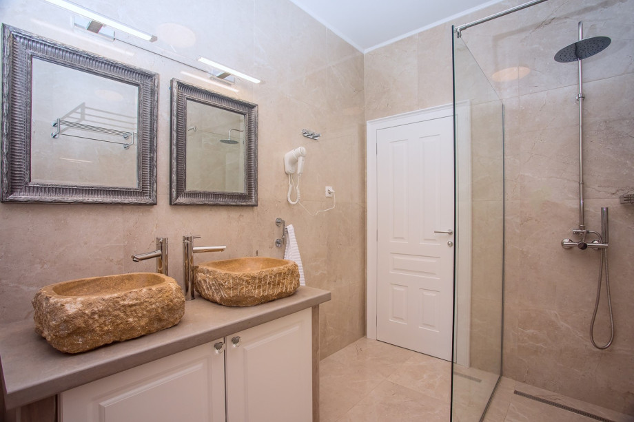 En suite bathroom with shower (bedroom No1)