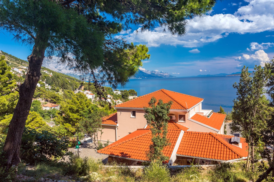Villa is surrounded by pine and olive trees in a very quiet neighborhood.