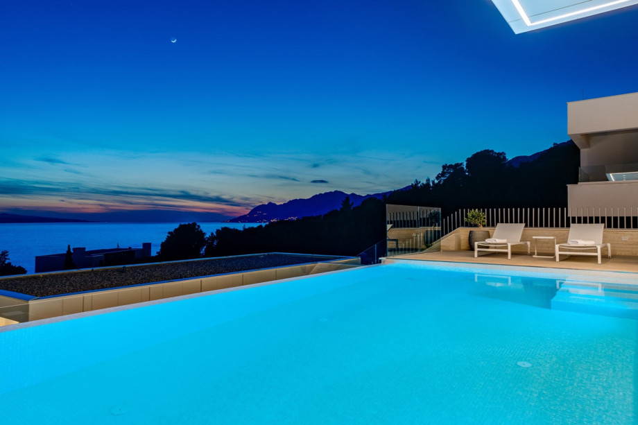 Enjoy evenings at a very comfortable pool area