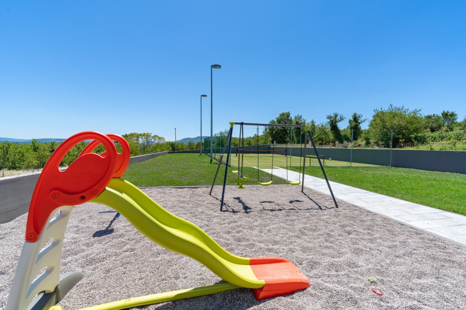 A small playground  for your youngest, fully fenced