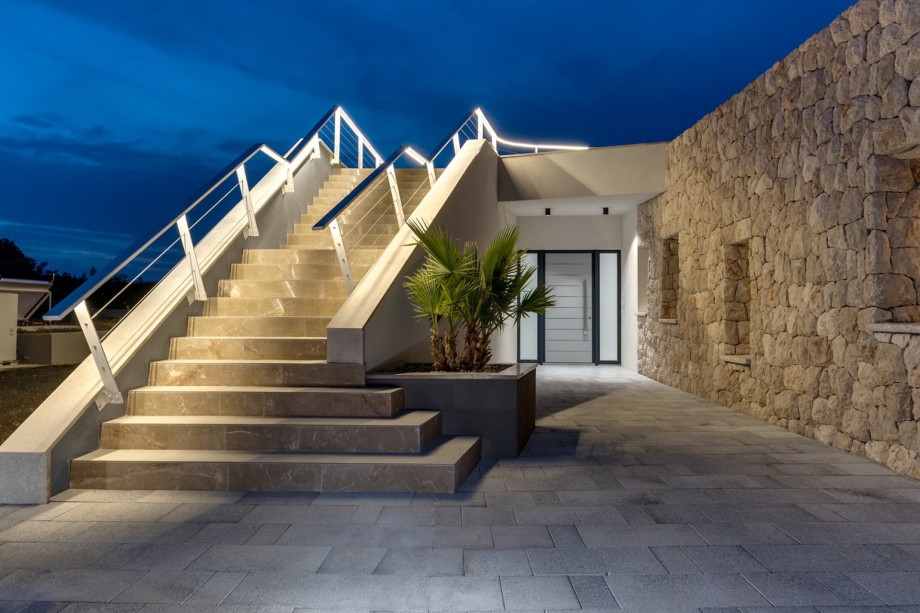 An entrance to a lovely Media room (Bedroom No5) so your Teenagers can have their own fun zone.