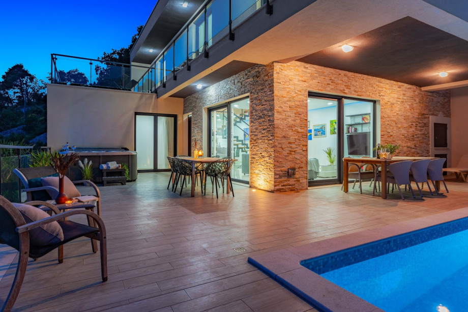 This stunning villa is the perfect retreat for up to 10 guests looking for an unforgettable getaway