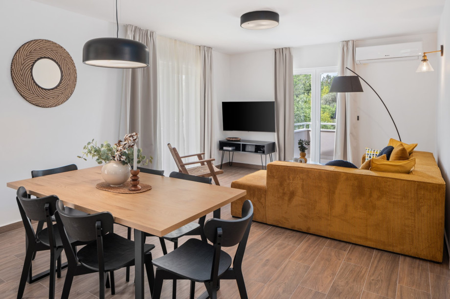 With elegant dining spaces and fully equipped kitchens that are a chef's delight